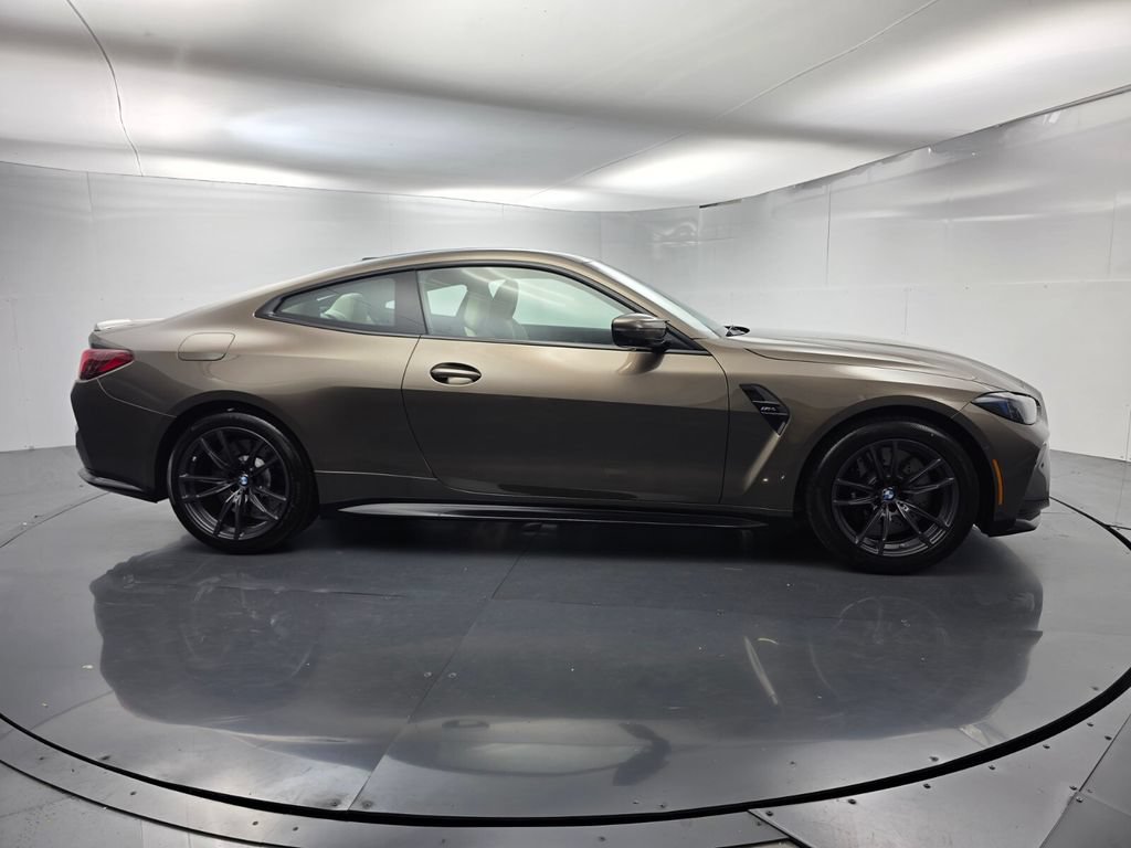 New 2027 BMW M4 Coupe RWD image 3