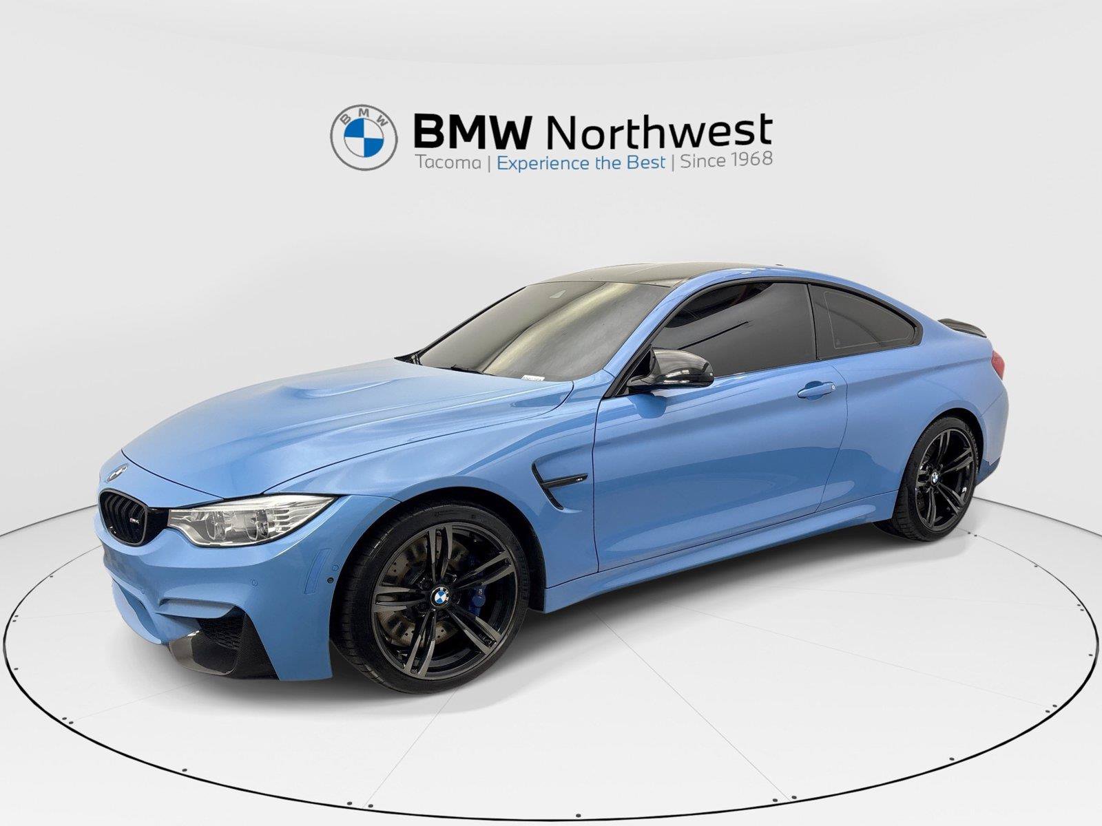 Used 2018 BMW M4 Coupe RWD image 1