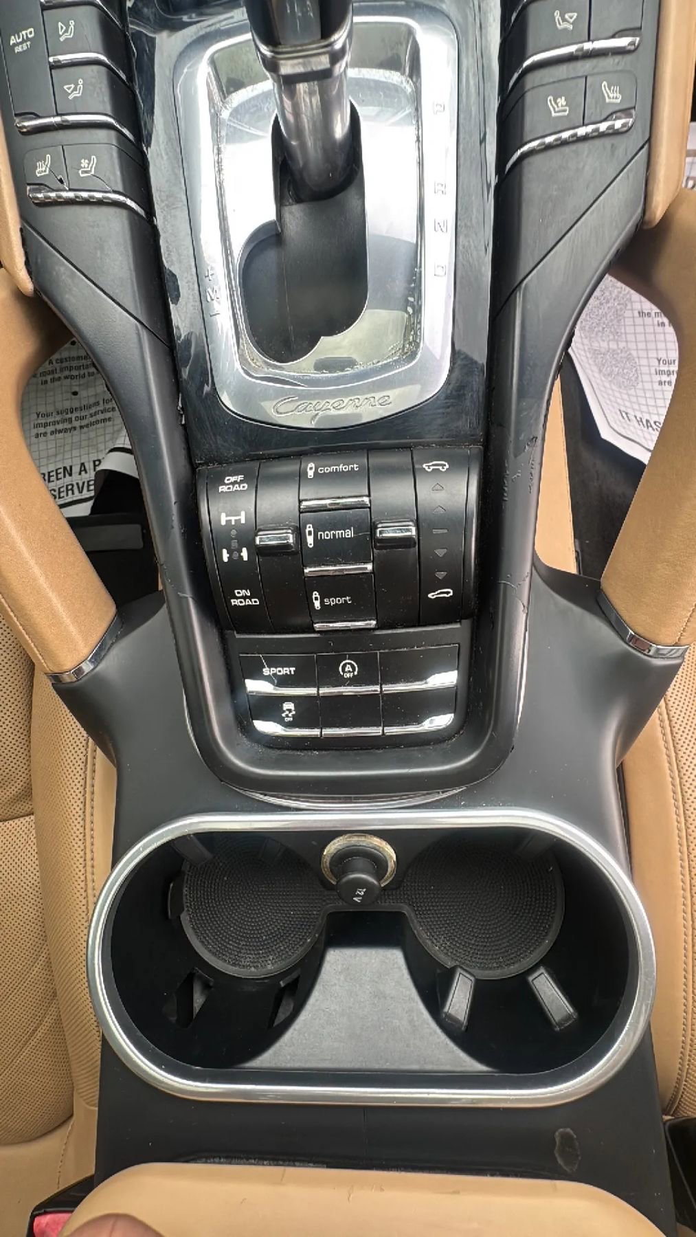 Used 2014 Porsche Cayenne Turbo S AWD/4WD image 30