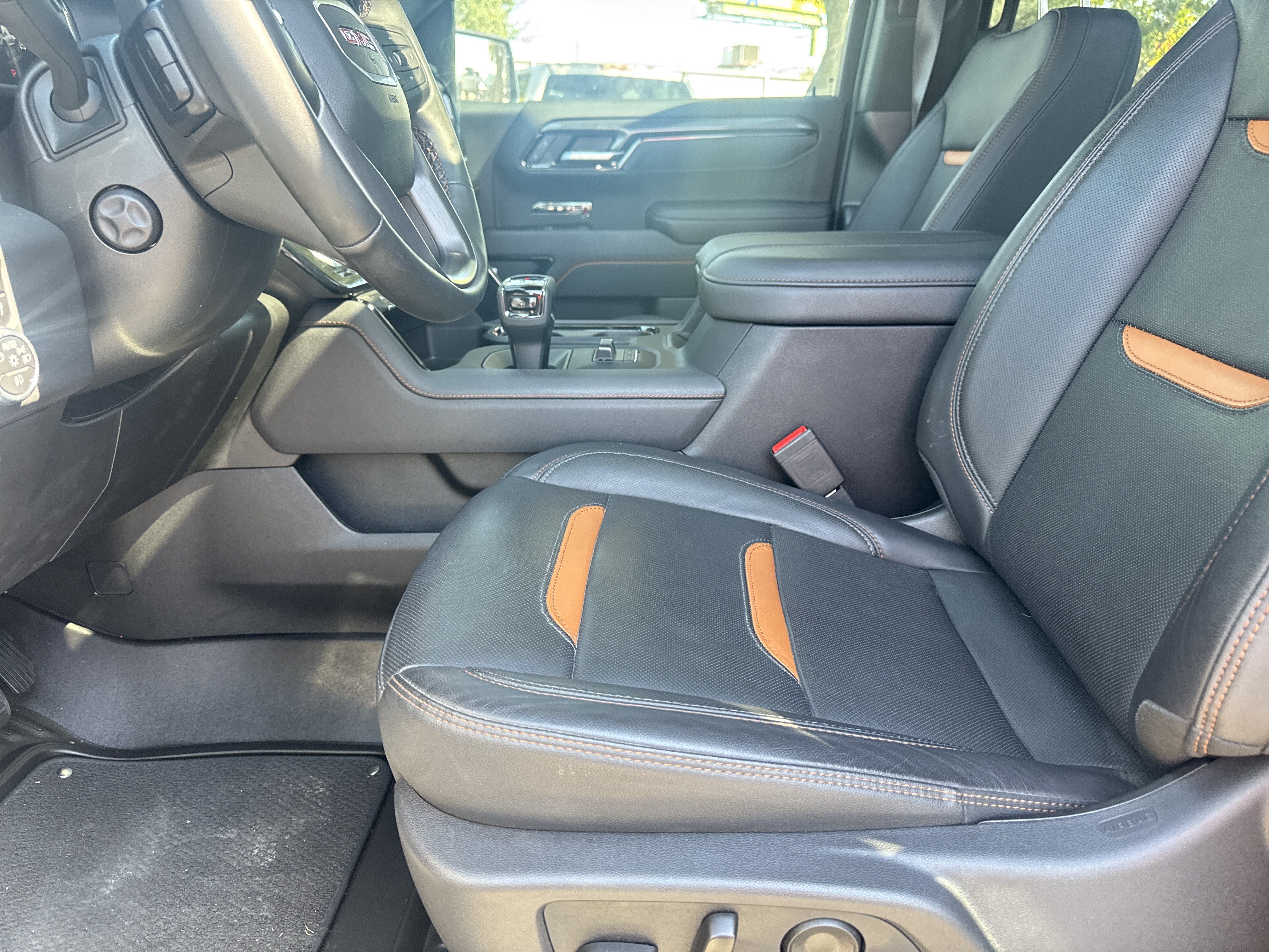 Used 2026 GMC Sierra 1500 AT4 w/ AT4 Premium Package AWD/4WD image 8