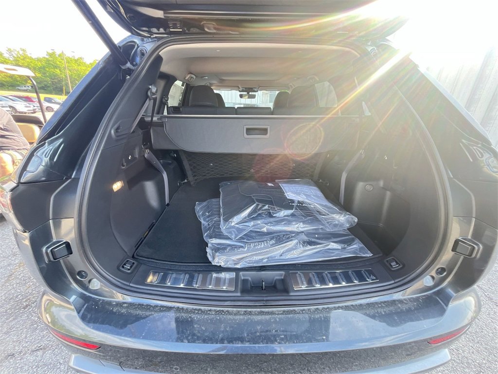 New 2025 Mitsubishi Outlander SE image 24