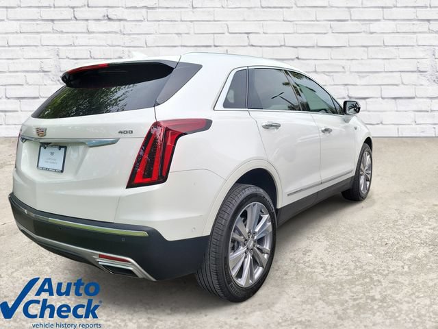 Certified 2024 Cadillac XT5 Premium Luxury w/ Technology Package FWD image 4