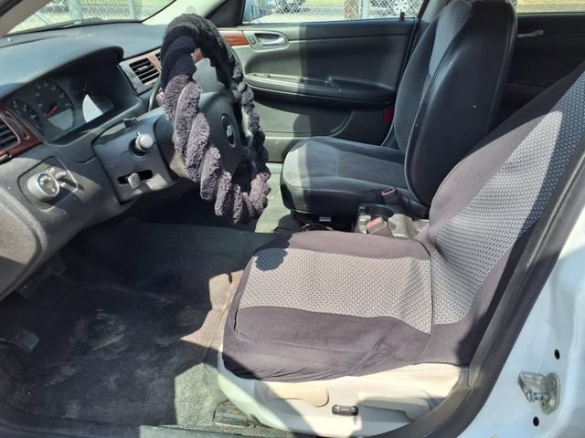 Used 2012 Chevrolet Impala Police FWD image 11