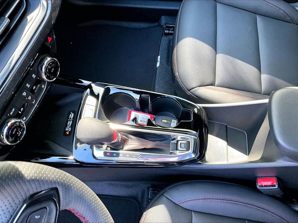 New 2026 Chevrolet Trax RS w/ Sunroof Package FWD image 14