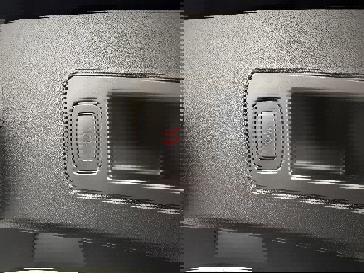 Used 2018 Tesla Model S 75D image 21