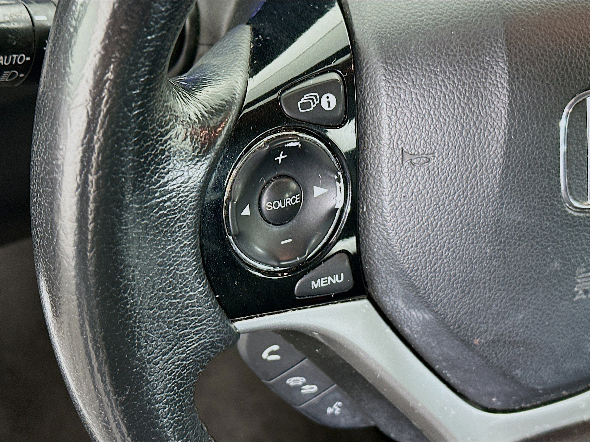 Used 2014 Honda Civic EX-L image 17