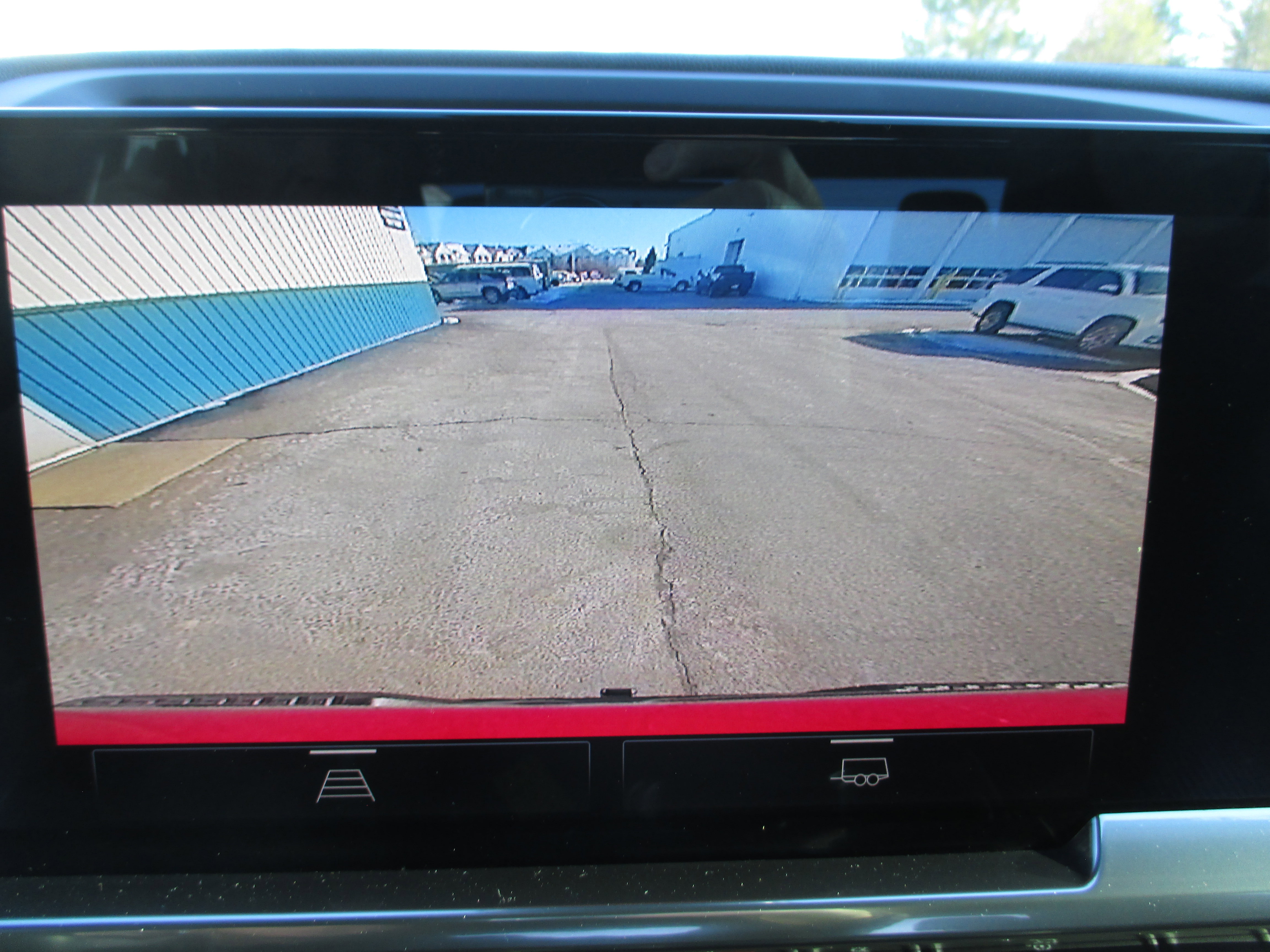 Used 2022 Chevrolet Silverado 1500 LT Trail Boss w/ Protection Package image 19