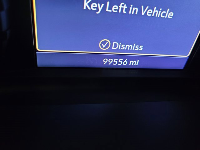 Used 2021 Chevrolet Tahoe RST image 3