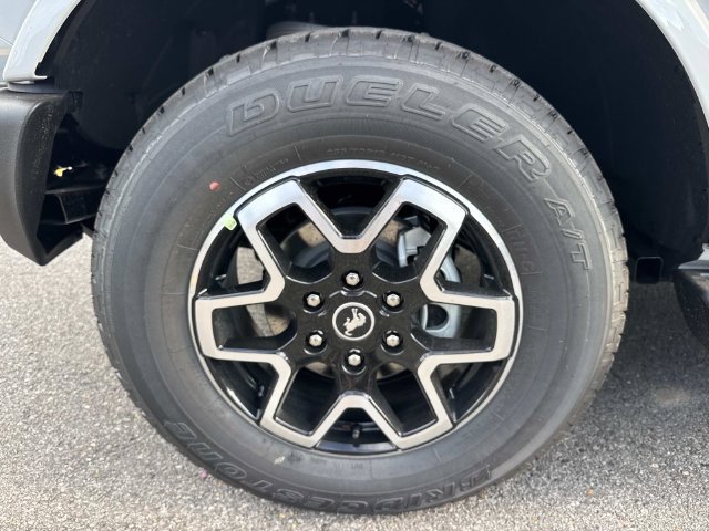 New 2026 Ford Bronco Outer Banks AWD/4WD image 9