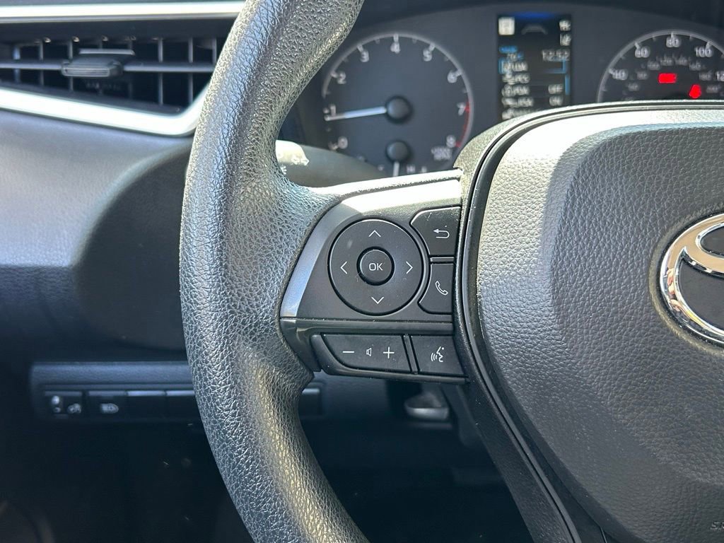 Used 2024 Toyota Corolla LE image 40