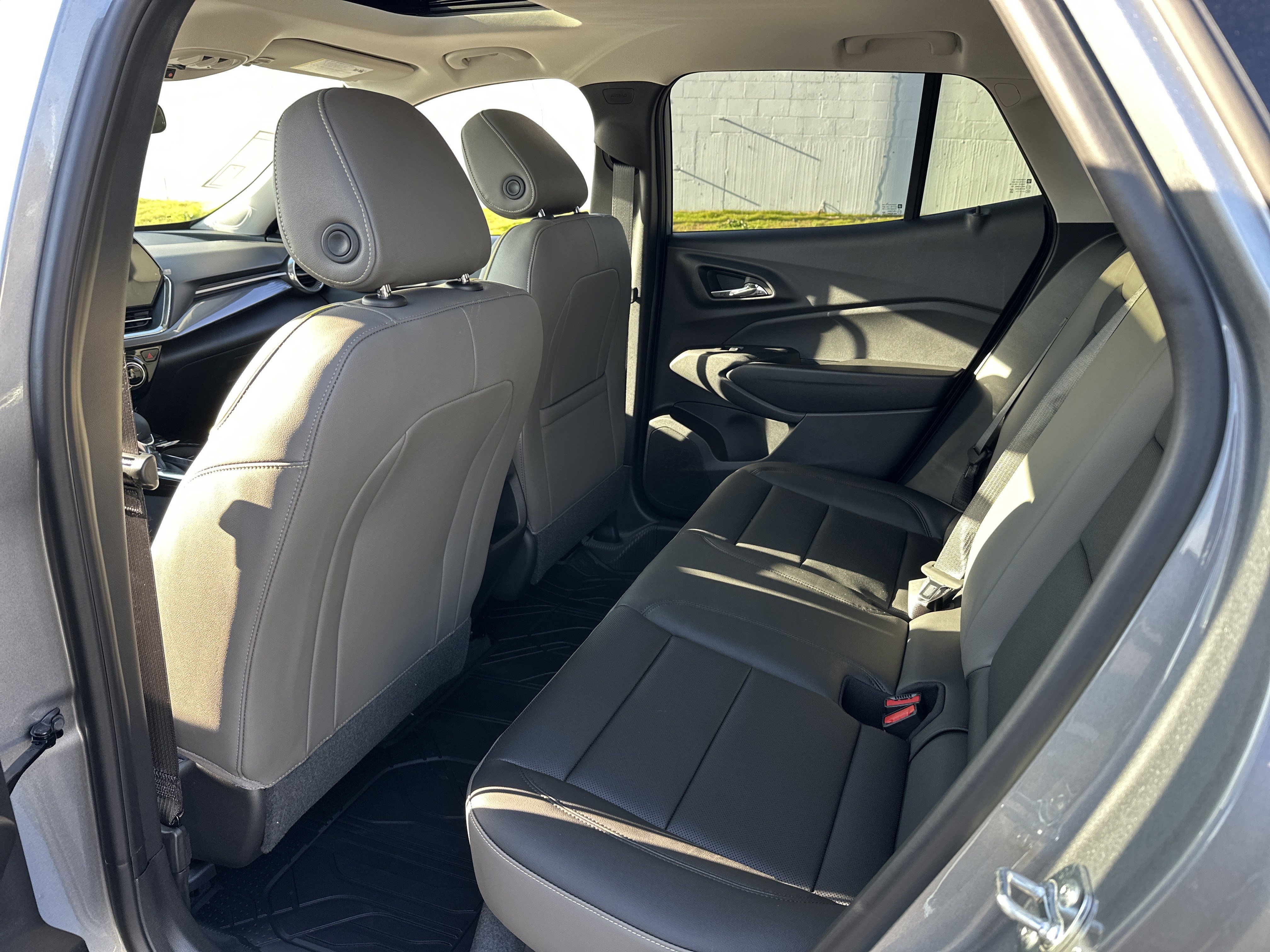 New 2026 Chevrolet Trax ACTIV w/ Sunroof Package image 11