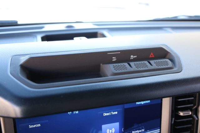 Used 2022 Ford Bronco Outer Banks AWD/4WD image 25