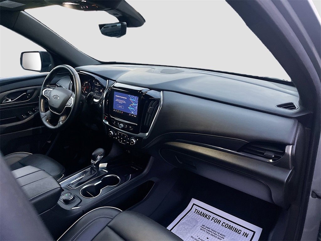 Used 2023 Chevrolet Traverse Premier w/ Redline Edition image 32