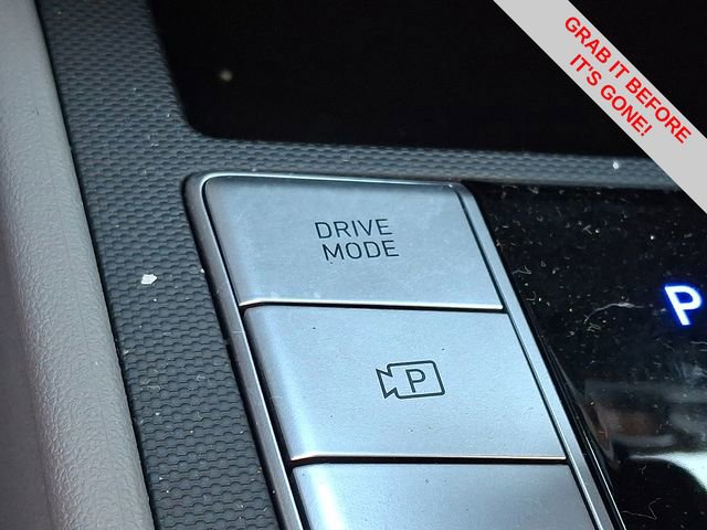 Used 2024 Hyundai Elantra SEL image 22