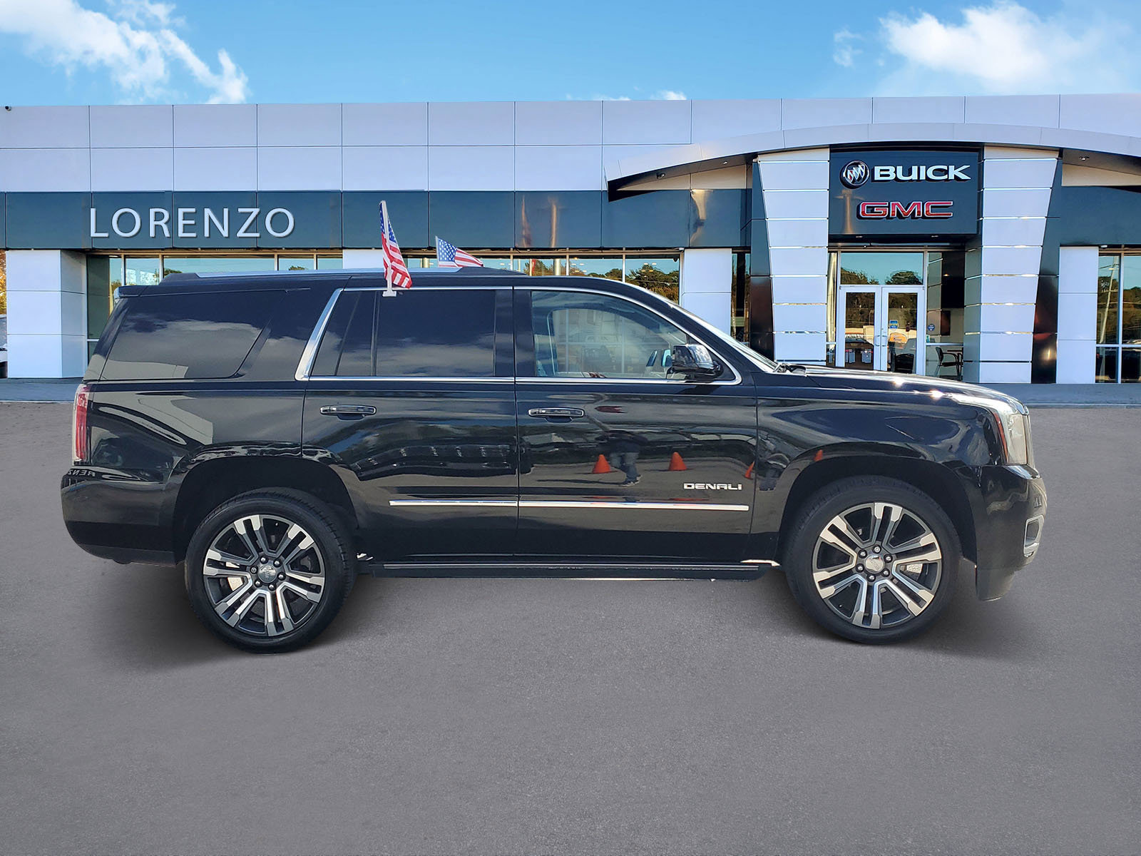 Used 2020 GMC Yukon Denali w/ Denali Ultimate Package image 4