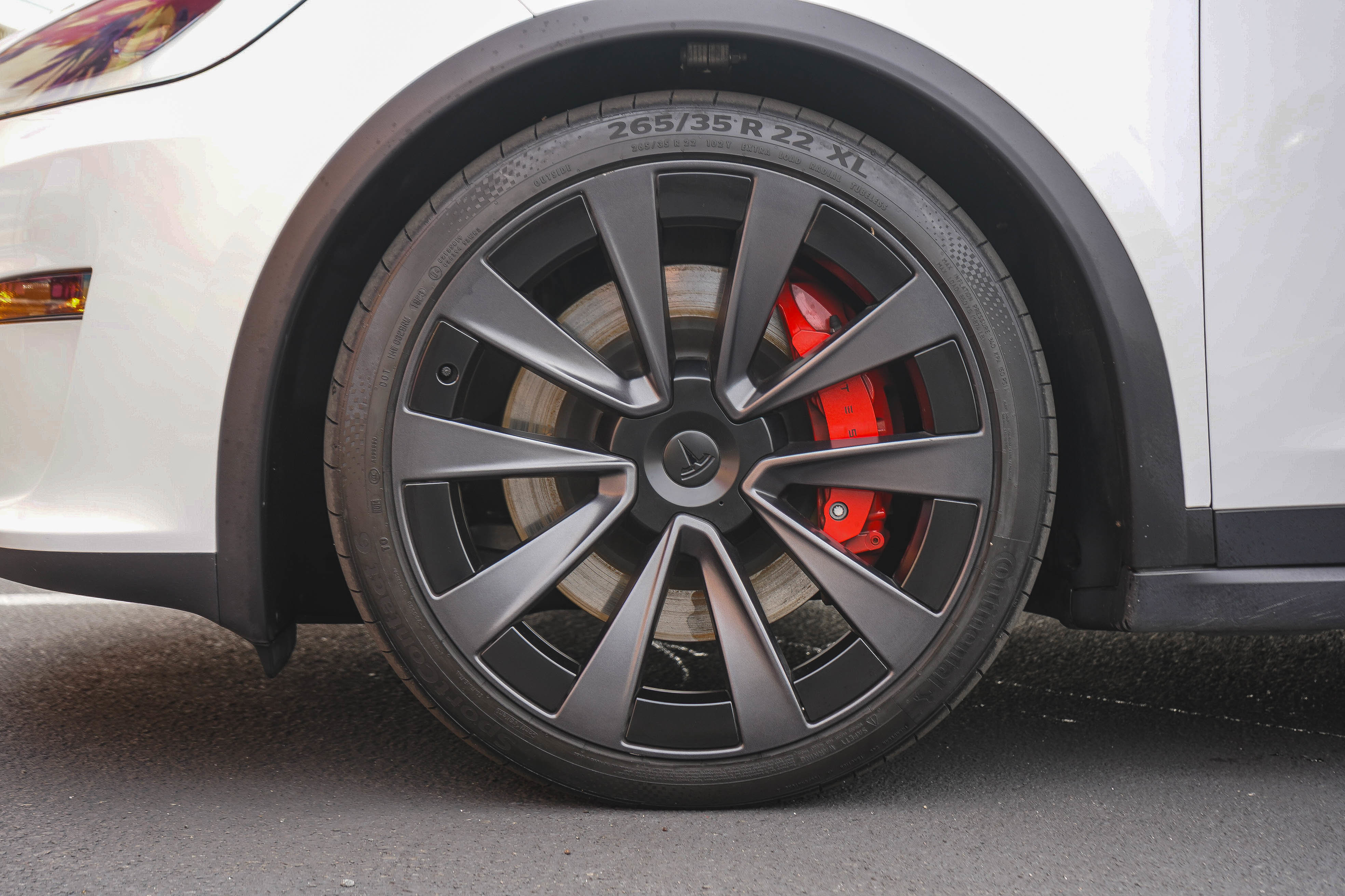 Used 2023 Tesla Model X Plaid image 10