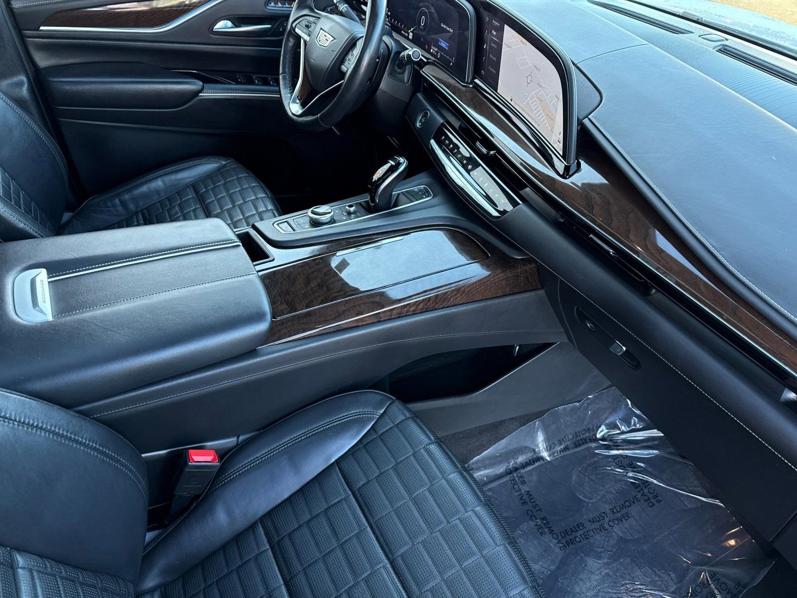 Used 2022 Cadillac Escalade ESV Sport Platinum w/ Heavy-Duty Trailer Package image 19