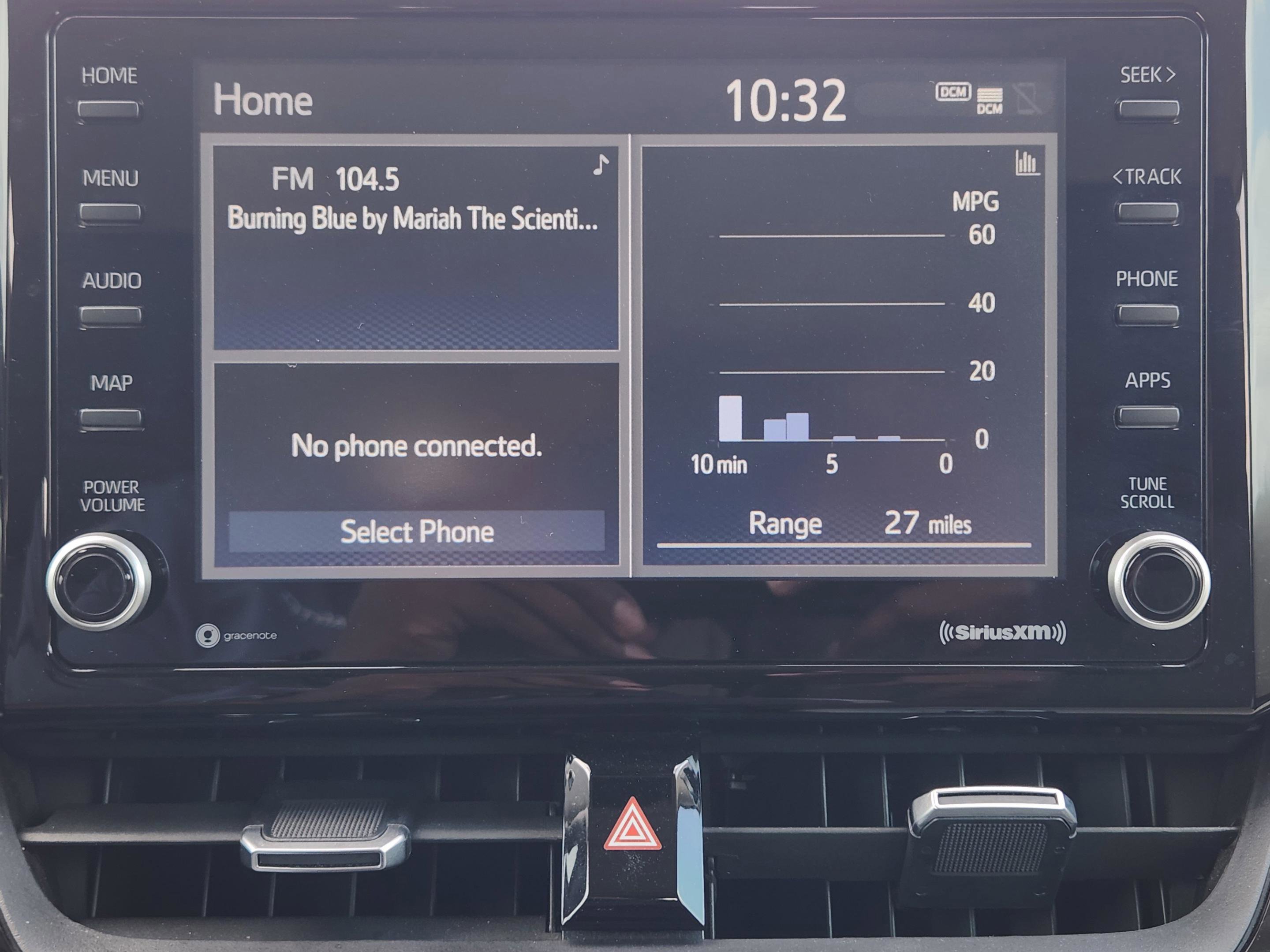 Used 2022 Toyota Corolla Cross XLE w/ Convenience Package image 17