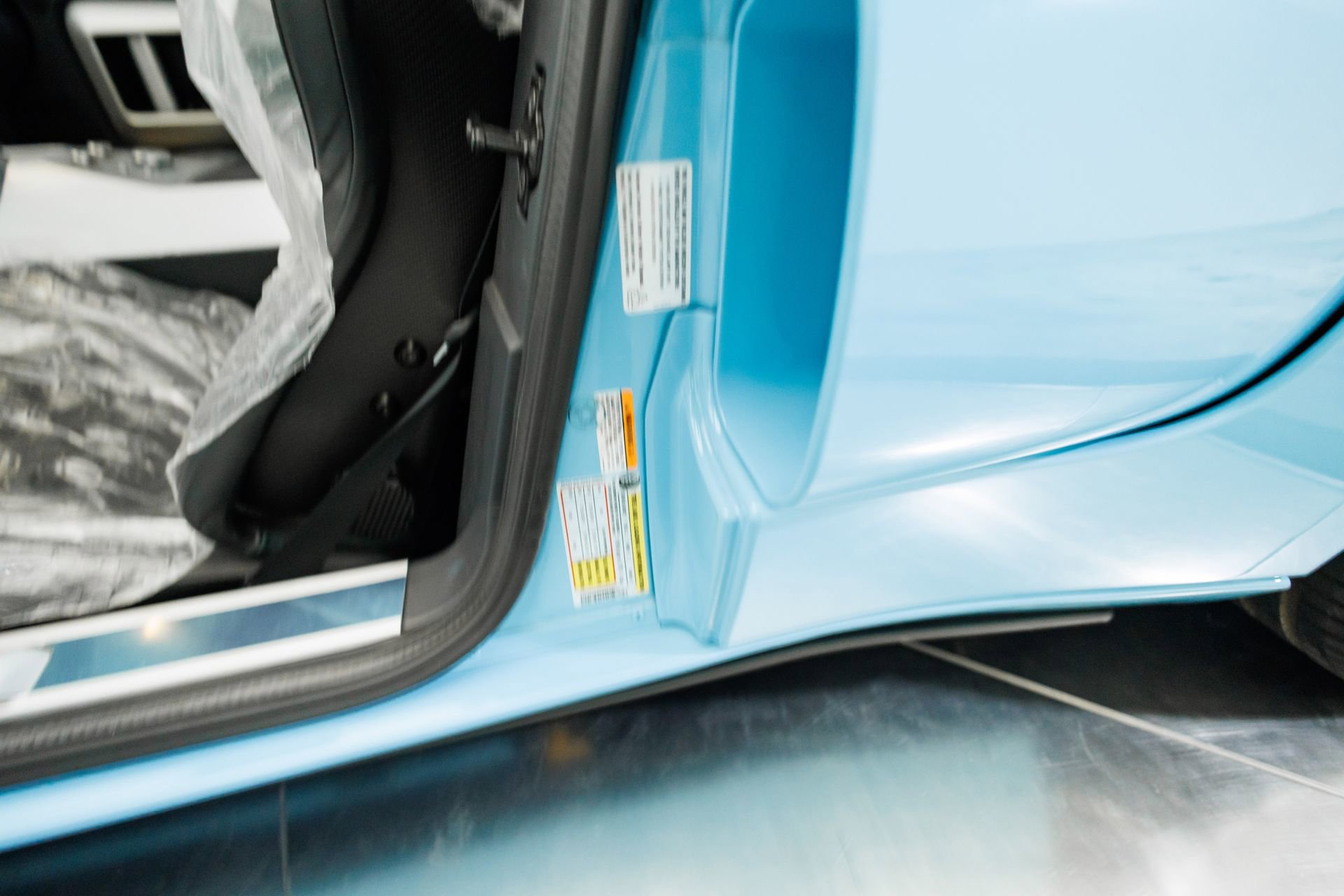 Used 2006 Ford GT image 81