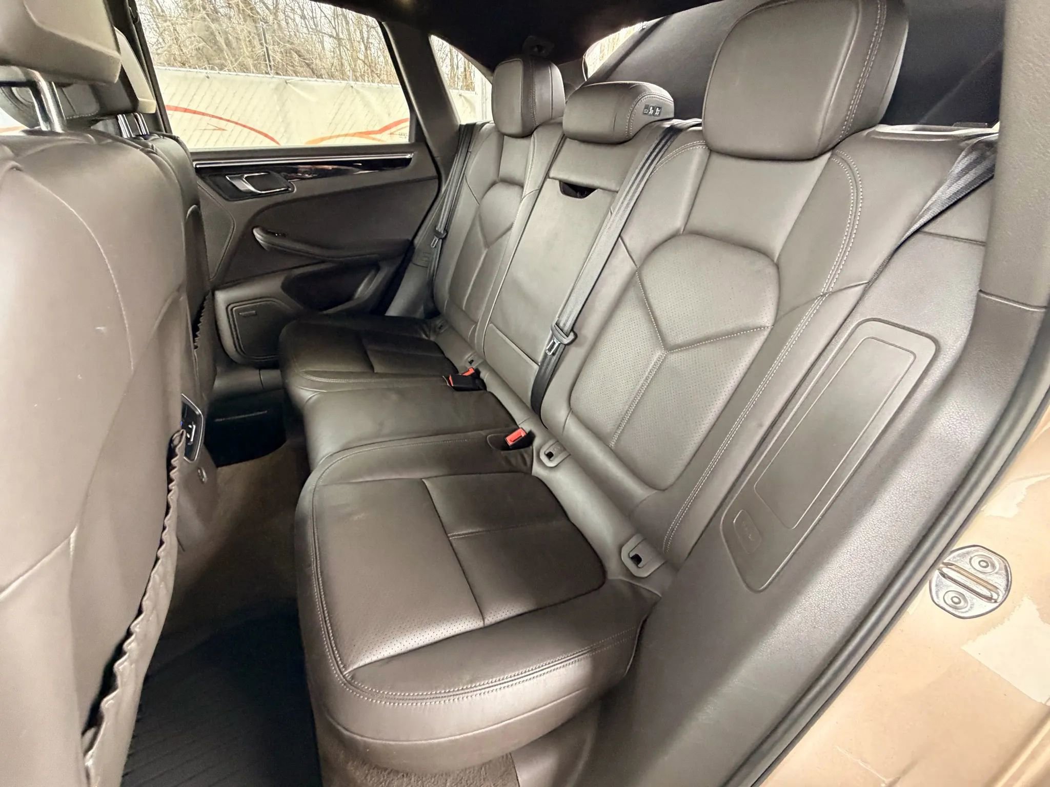 Used 2017 Porsche Macan image 65