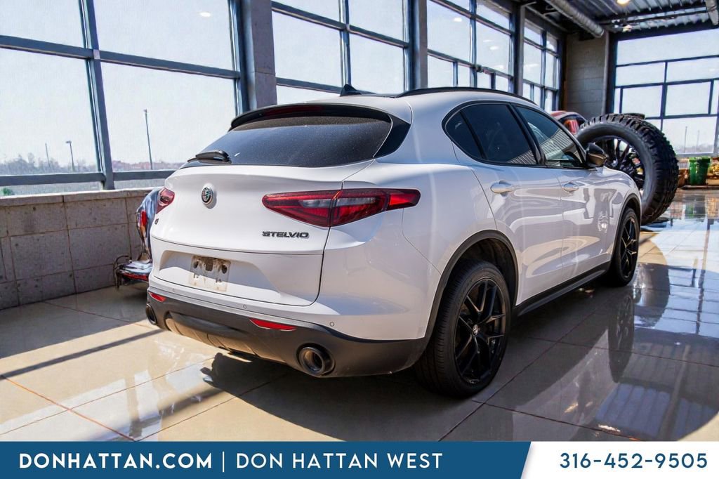 Used 2019 Alfa Romeo Stelvio Ti Sport w/ Quick Order Package 22S Sport image 7