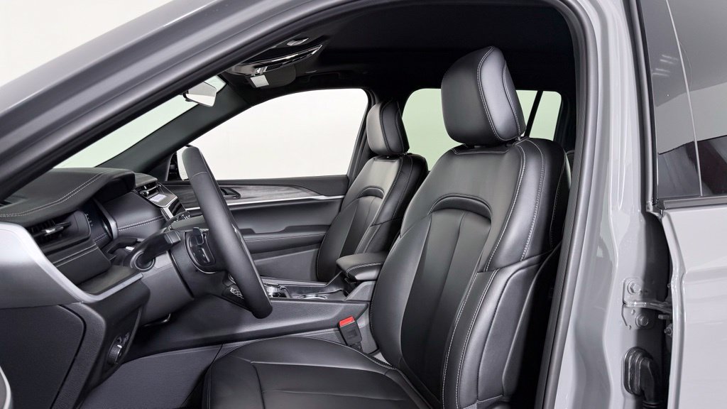 New 2027 Jeep Grand Cherokee L Limited AWD/4WD image 15