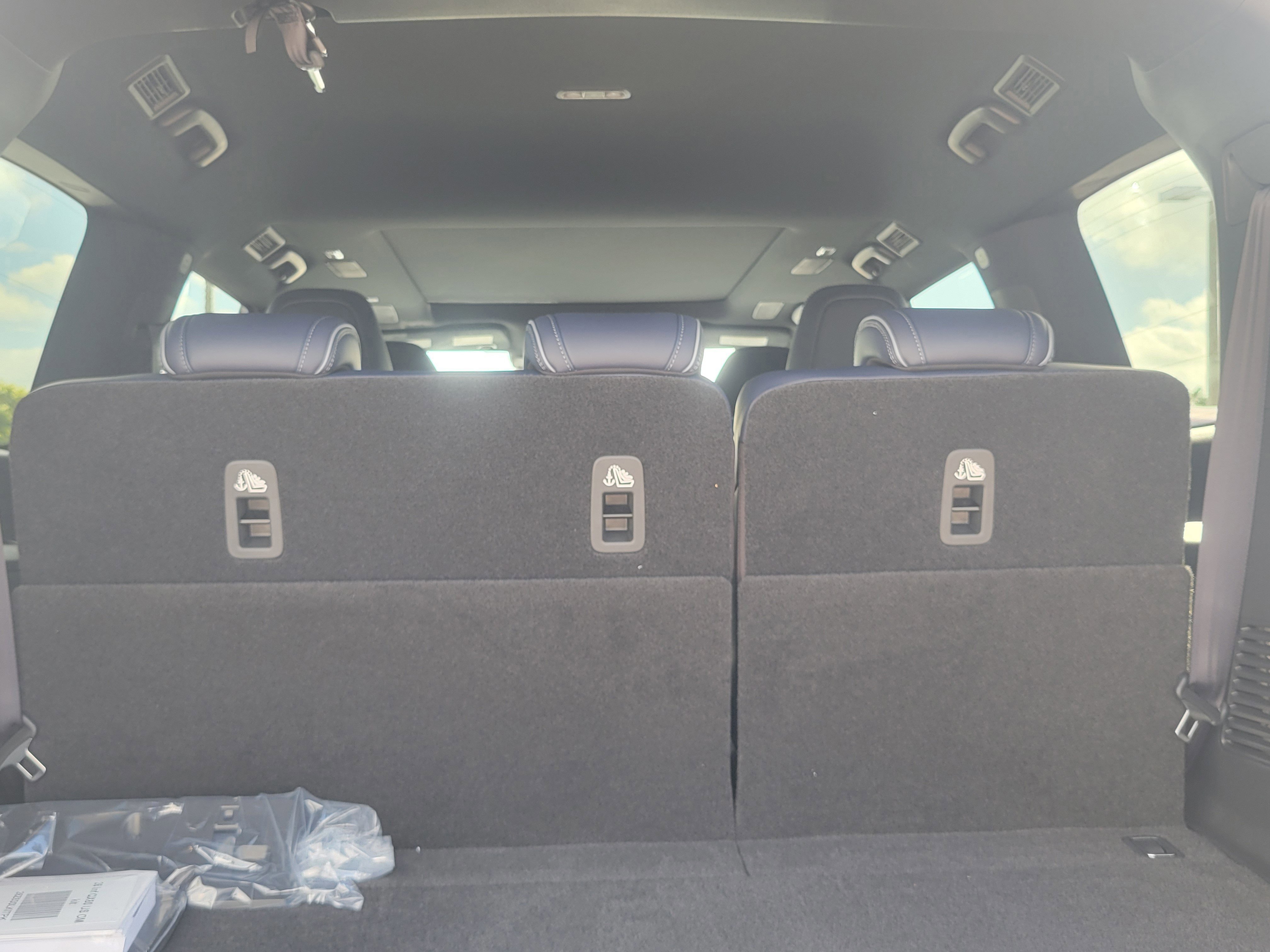 New 2026 INFINITI QX80 4WD image 7