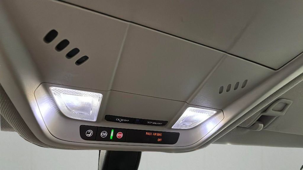 Used 2018 Chevrolet Equinox LS w/ LPO, Floor Liner Package image 22