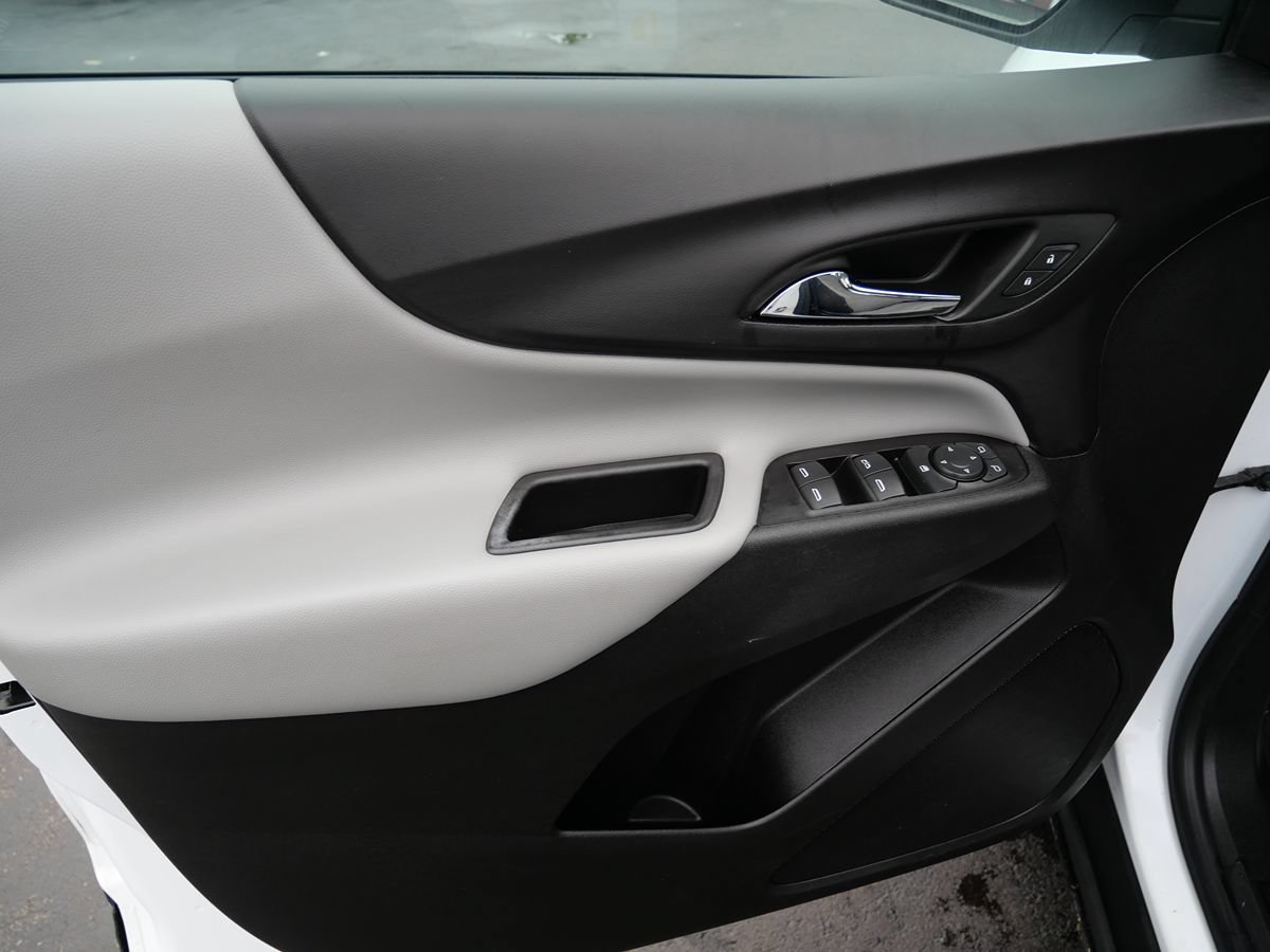 Used 2019 Chevrolet Equinox LS AWD/4WD image 14