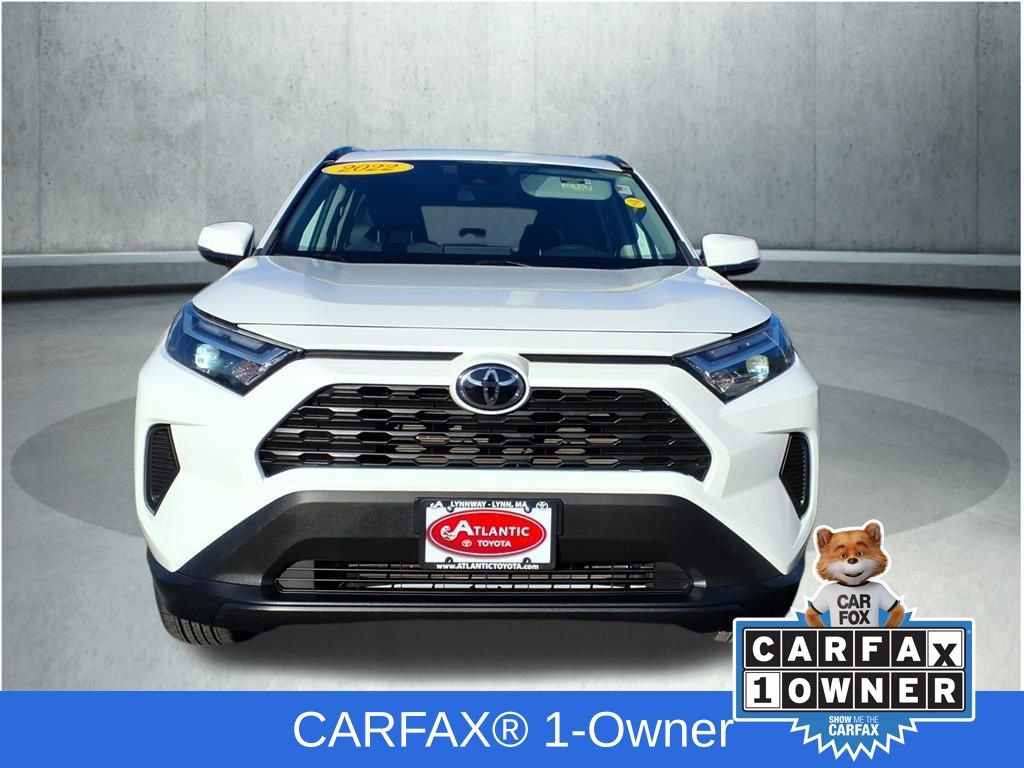 Used 2022 Toyota RAV4 XLE image 2