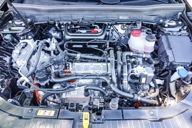 Used 2024 Mercedes-Benz EQB 300 4MATIC image 28