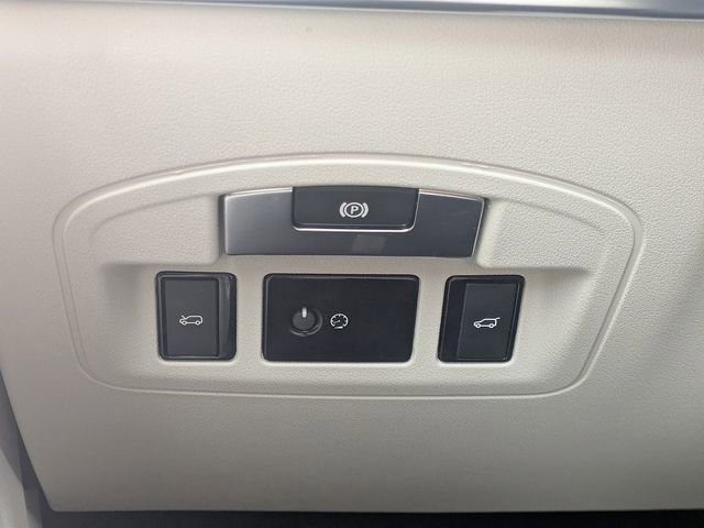 Used 2020 Jaguar I-PACE SE image 29