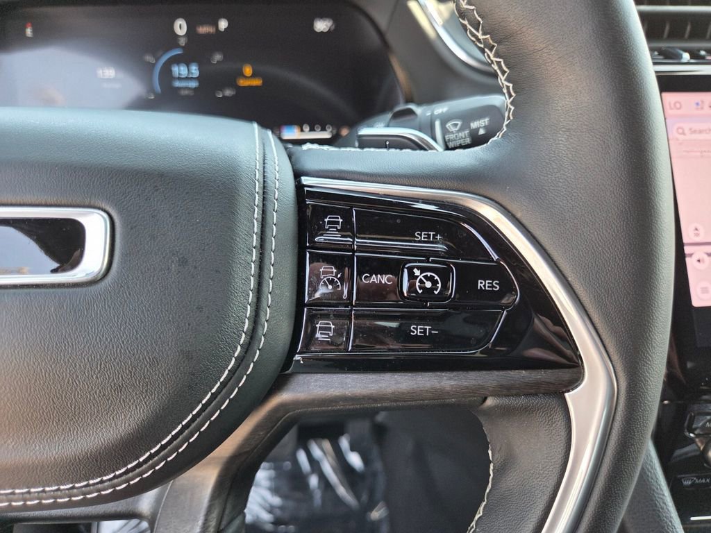 Used 2022 Jeep Grand Cherokee Overland image 29