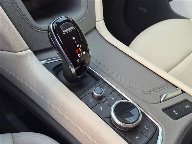 Used 2023 Cadillac XT6 Premium Luxury FWD image 13