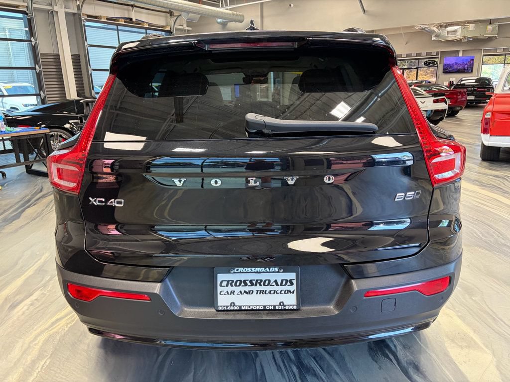 Used 2023 Volvo XC40 B5 Plus w/ Driver Assist Package AWD/4WD image 36