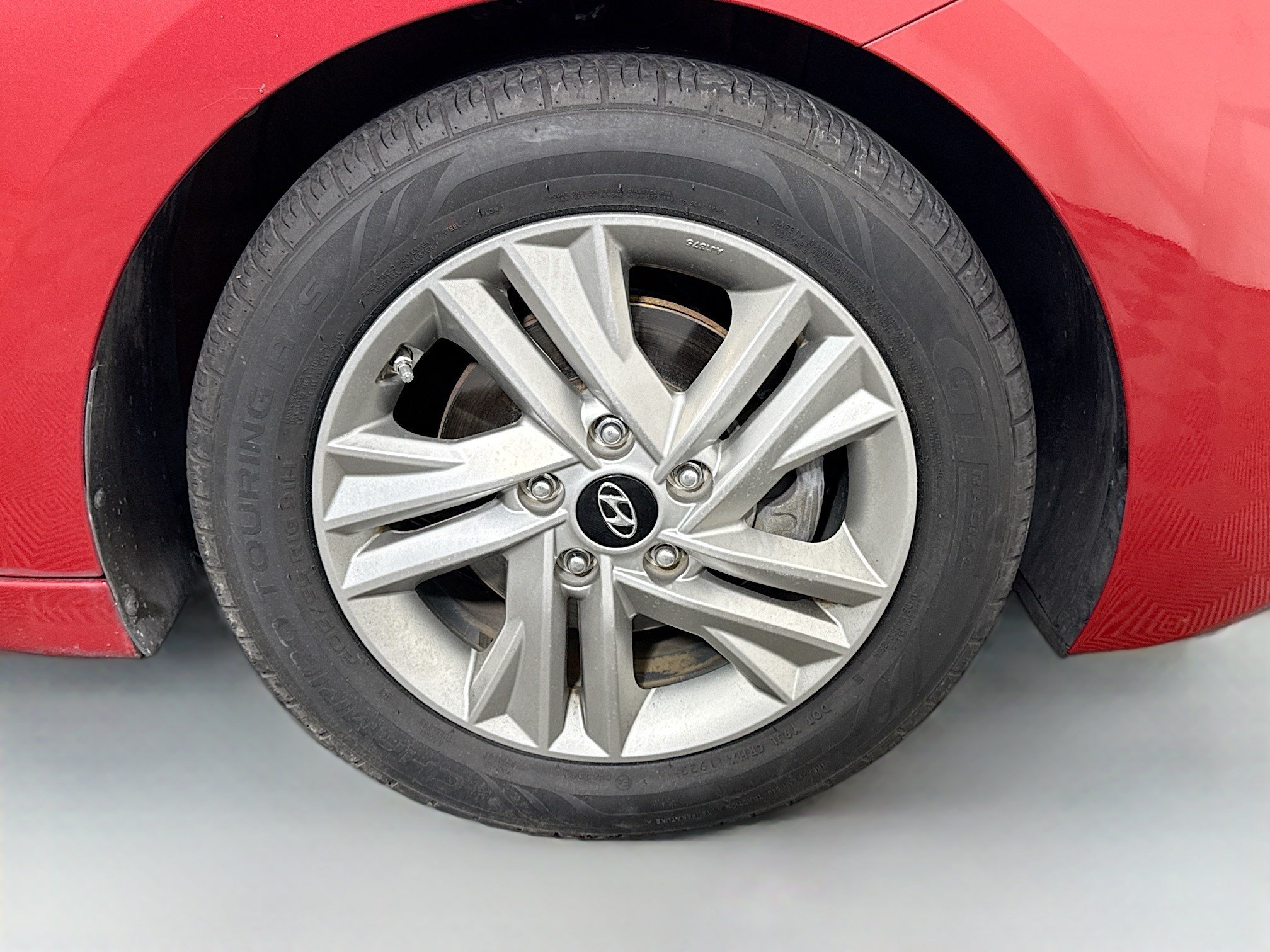 Used 2020 Hyundai Elantra SEL FWD image 31