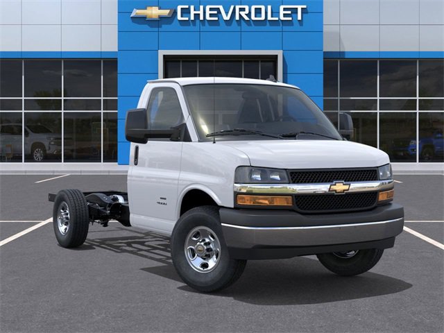 New 2025 Chevrolet Express 3500 w/ Power Convenience Package image 7