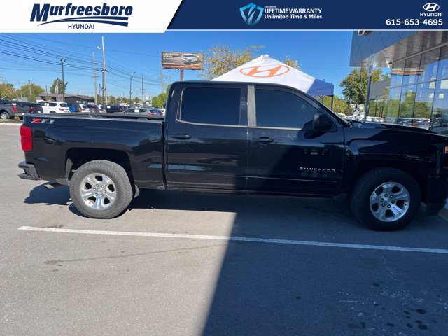 Used 2018 Chevrolet Silverado 1500 LT w/ All Star Edition AWD/4WD image 4