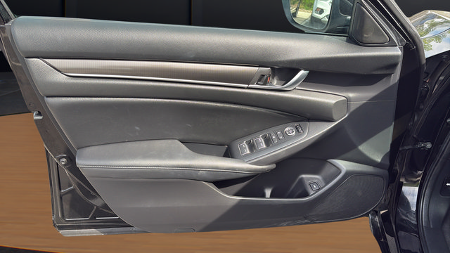 Used 2022 Honda Accord Sport Special Edition image 16