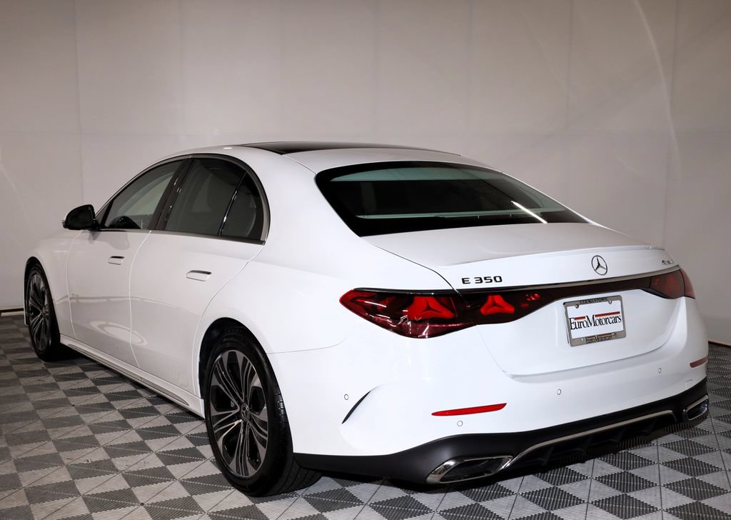 Used 2026 Mercedes-Benz E 350 4MATIC Sedan image 4