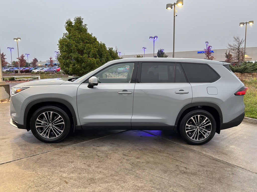 Used 2026 Toyota Grand Highlander AWD Hybrid image 4
