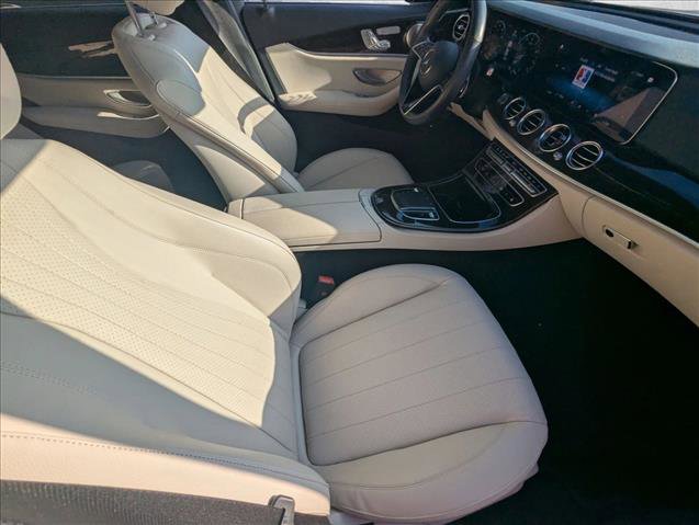 Used 2023 Mercedes-Benz E 350 4MATIC Sedan image 19