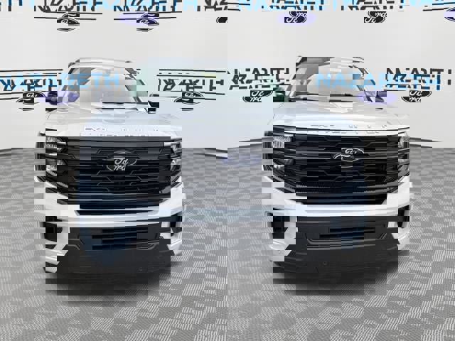 New 2026 Ford Expedition Active image 2