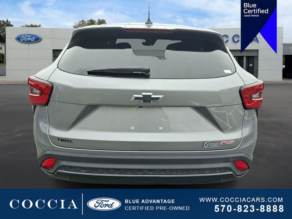 Used 2024 Chevrolet Trax RS w/ Driver Confidence Package image 5