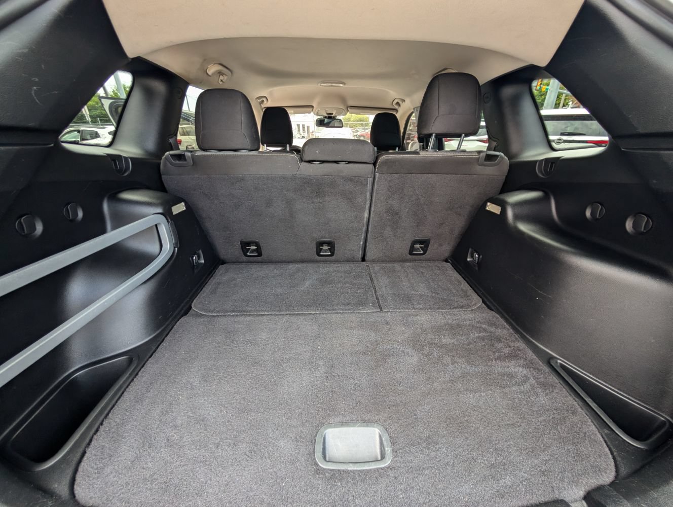 Used 2014 Jeep Cherokee Latitude FWD image 19