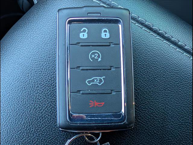 Used 2025 Jeep Grand Cherokee L Limited w/ Luxury Tech Group II image 20