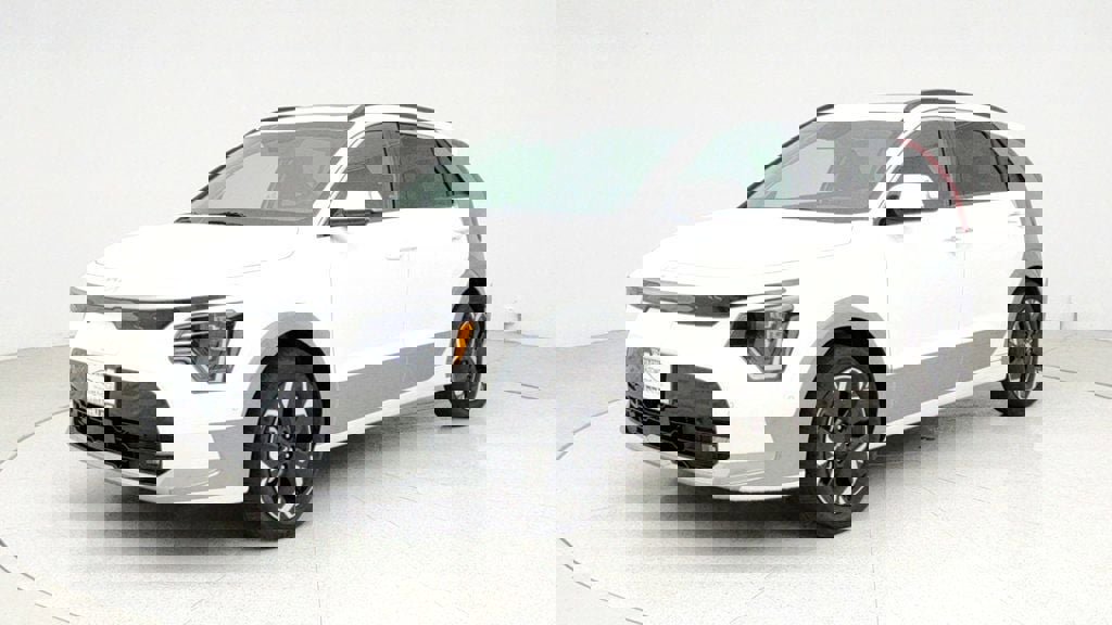 Used 2024 Kia Niro Wave w/ Wave Preserve Package