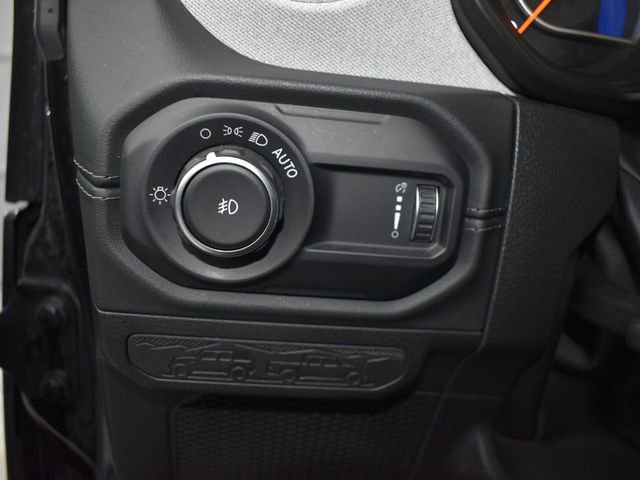 Used 2024 Jeep Wrangler Sahara image 14