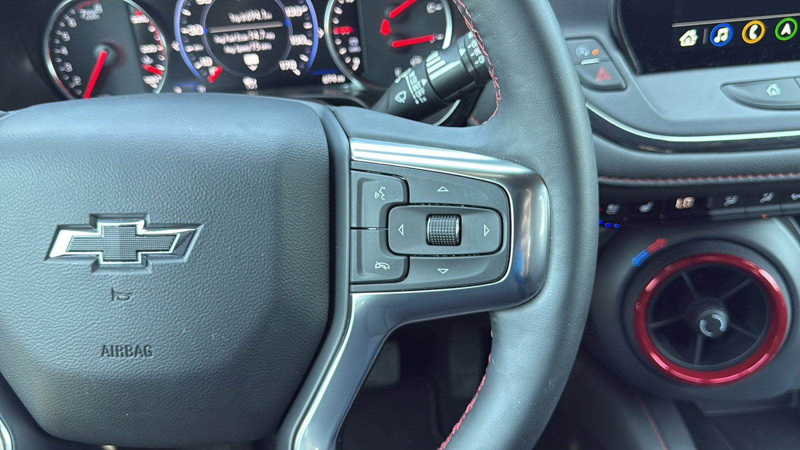 New 2025 Chevrolet Blazer RS w/ Driver Confidence II Package image 20