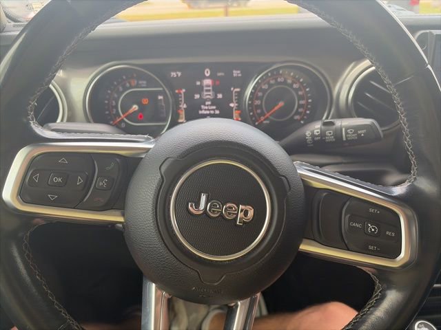 Used 2019 Jeep Wrangler Unlimited Sahara AWD/4WD image 21
